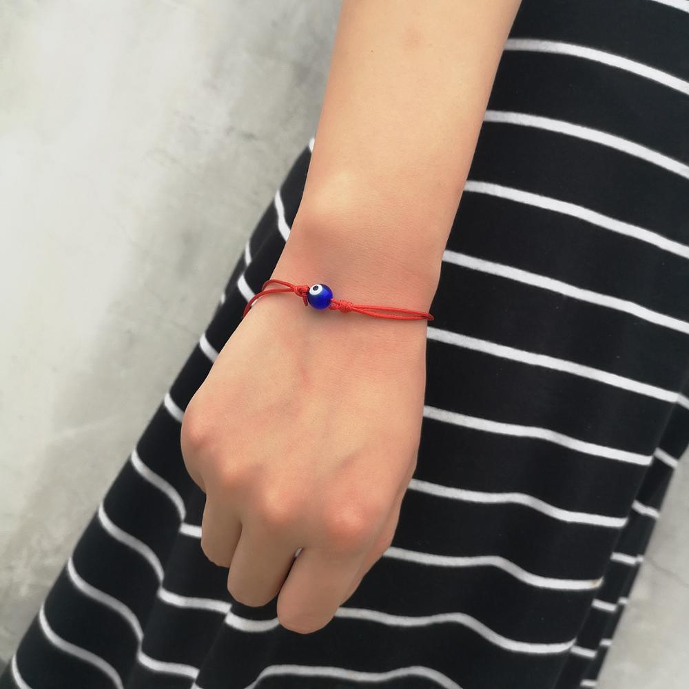 Bracelets œil grec en fil rouge, légers, faits main, tressés avec breloque œil bleu, bijoux pour femmes et enfants. Bracelets assortis tressés faits à la main avec breloque œil bleu réglables pour hommes et femmes.