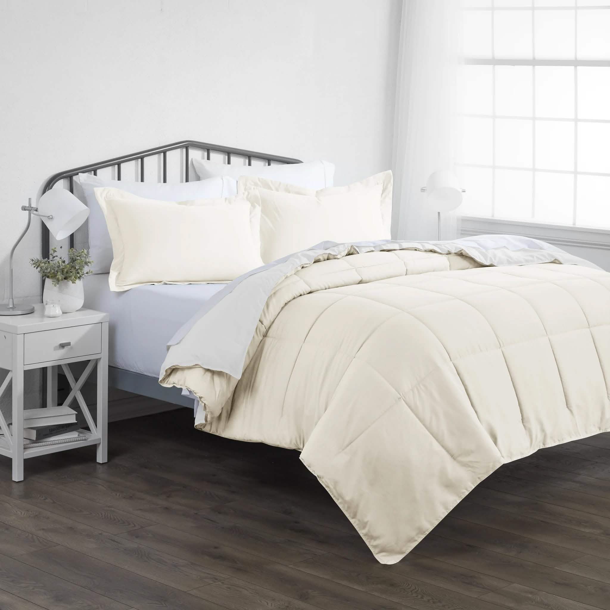 Couette réversible en duvet synthétique