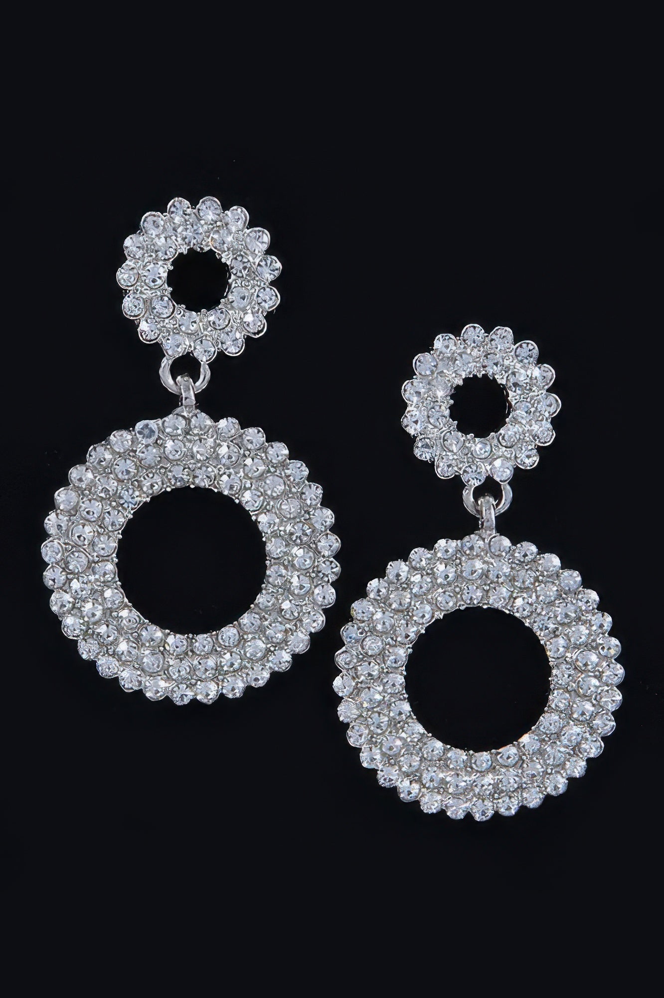 Boucles d'oreilles pendantes en strass