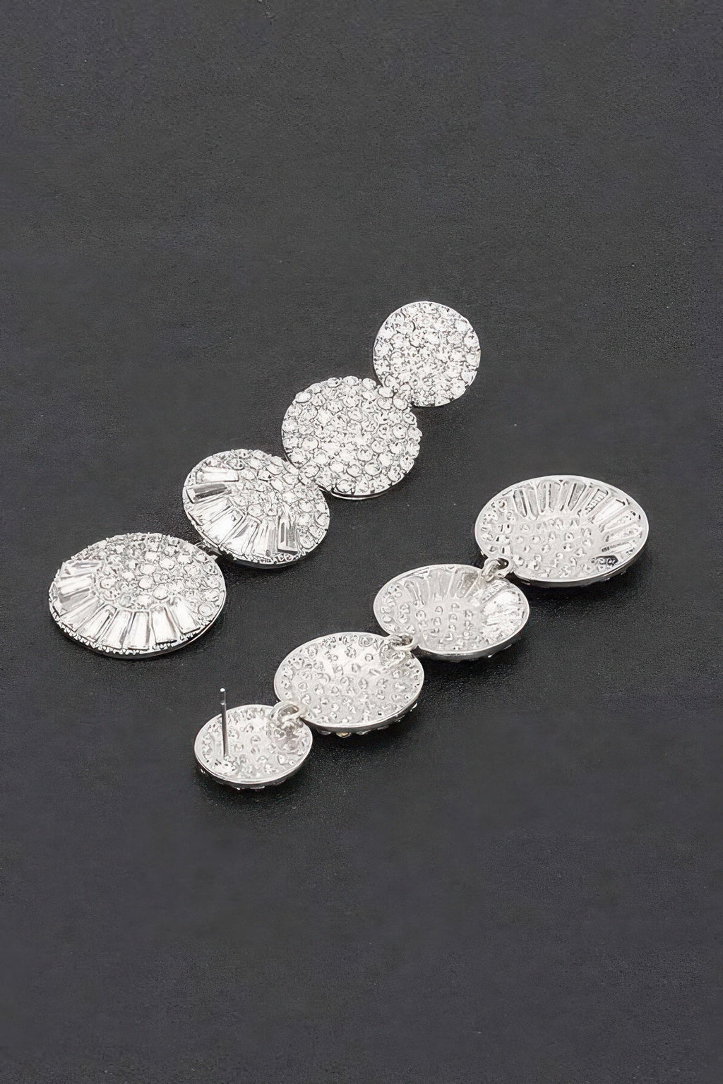 Boucle d'oreille en strass