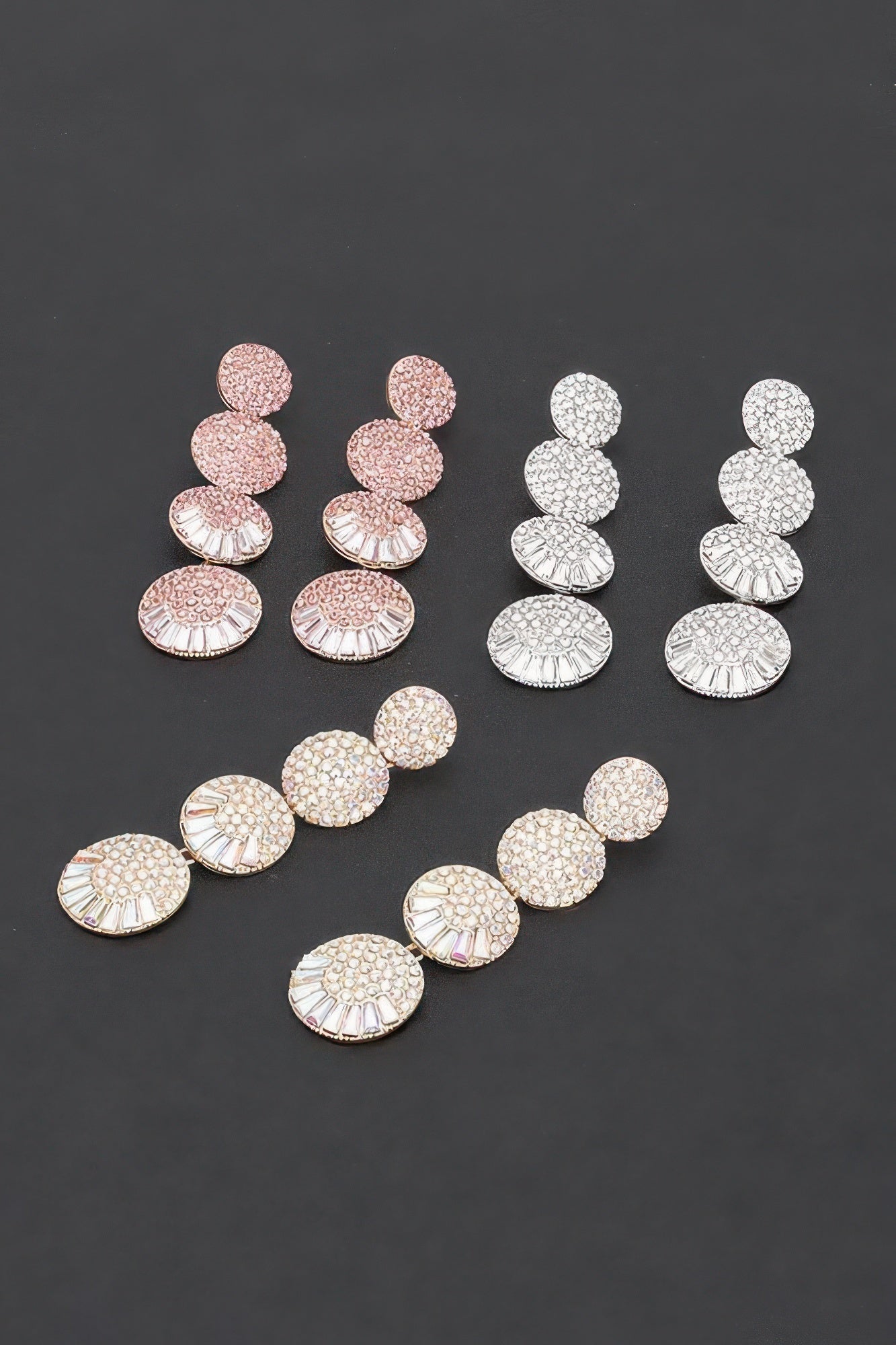 Boucle d'oreille en strass
