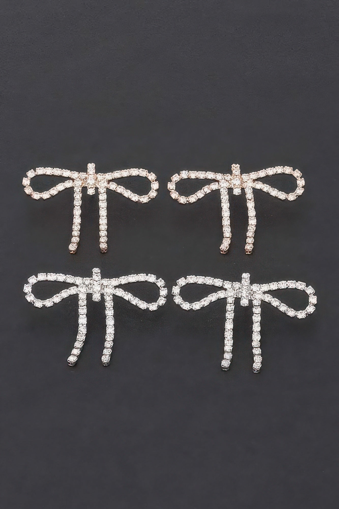 Boucle d'oreille en strass