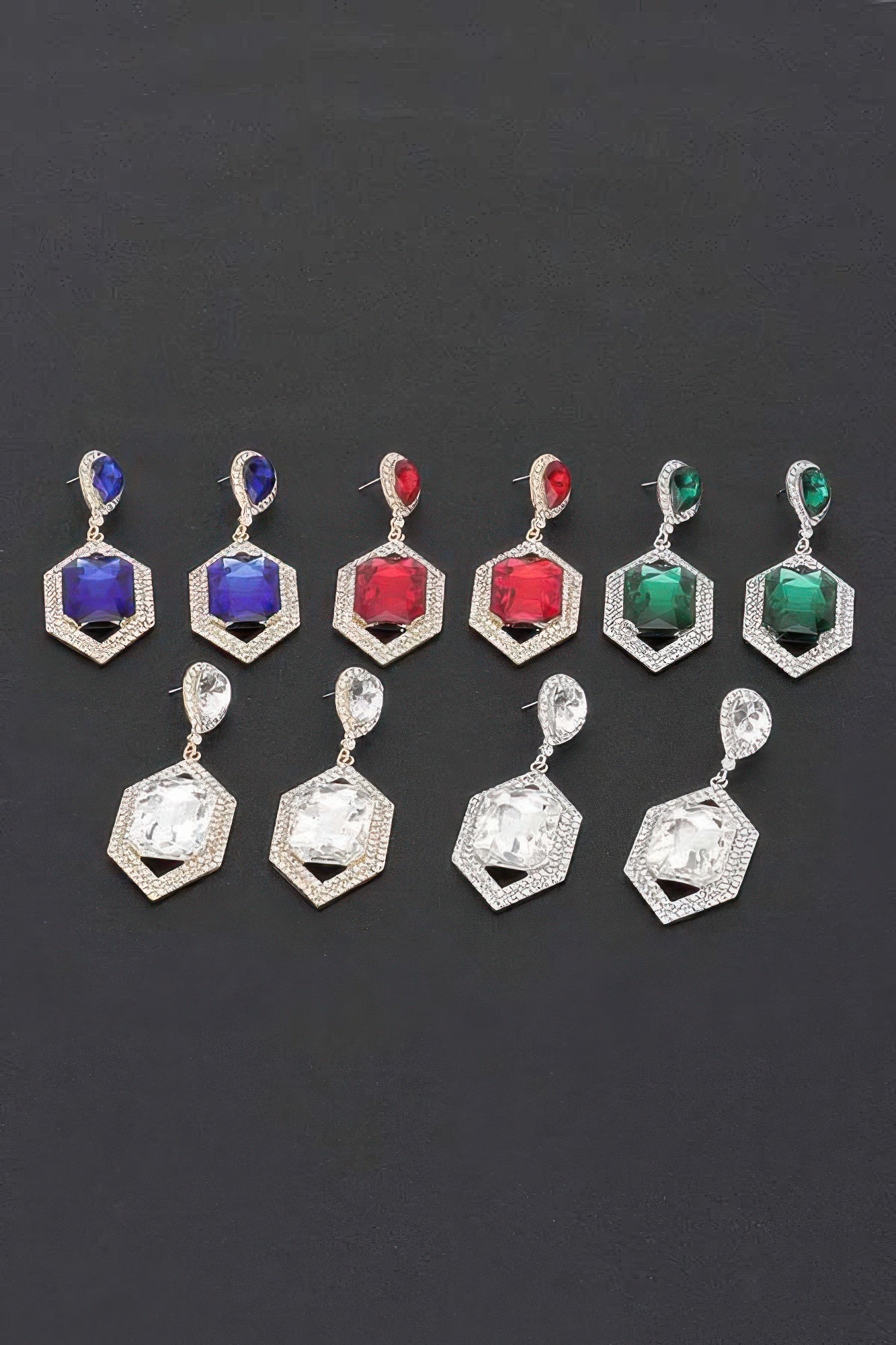 Boucle d'oreille en strass