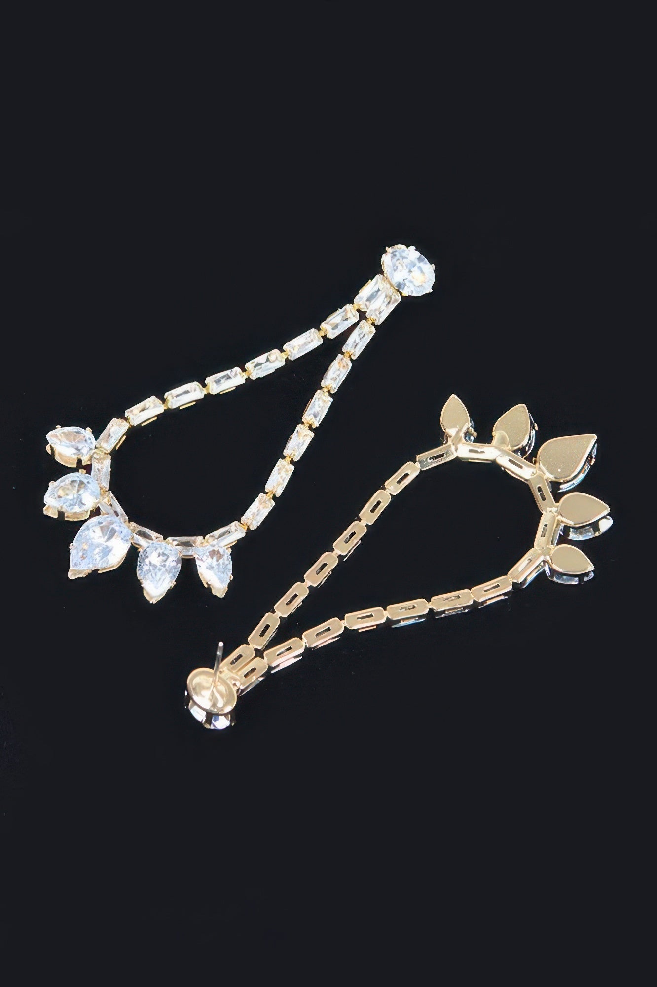Boucle d'oreille en strass