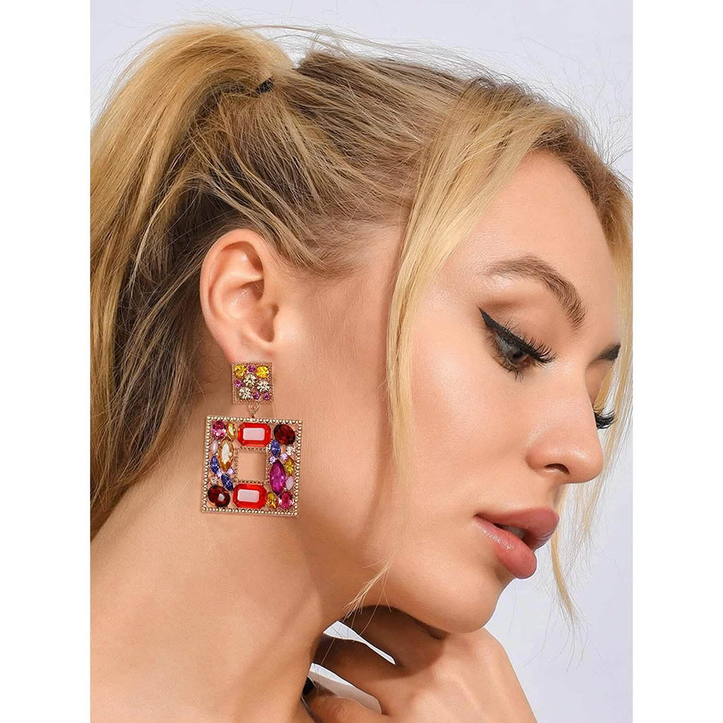 Boucles d'oreilles pendantes carrées en strass