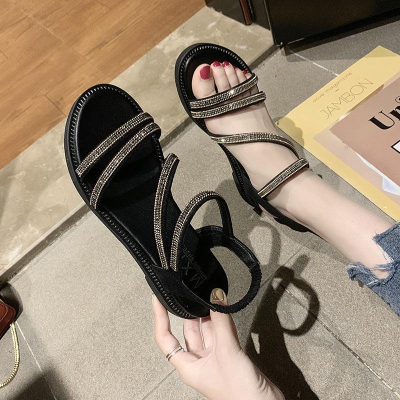 Sandales pour femme avec strass, tongs d'été en cuir, sandales à cristaux, sandales décontractées plates pour femme avec strass et cristaux, pantoufles confortables de plage, tongs