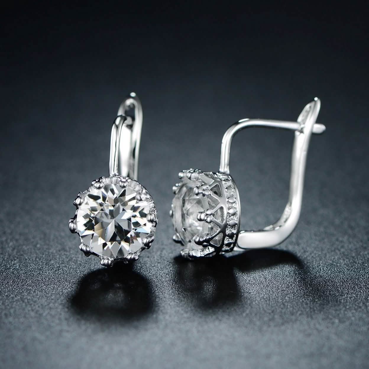 Boucles d'oreilles créoles huggie en rhodium et cristaux Swarovski