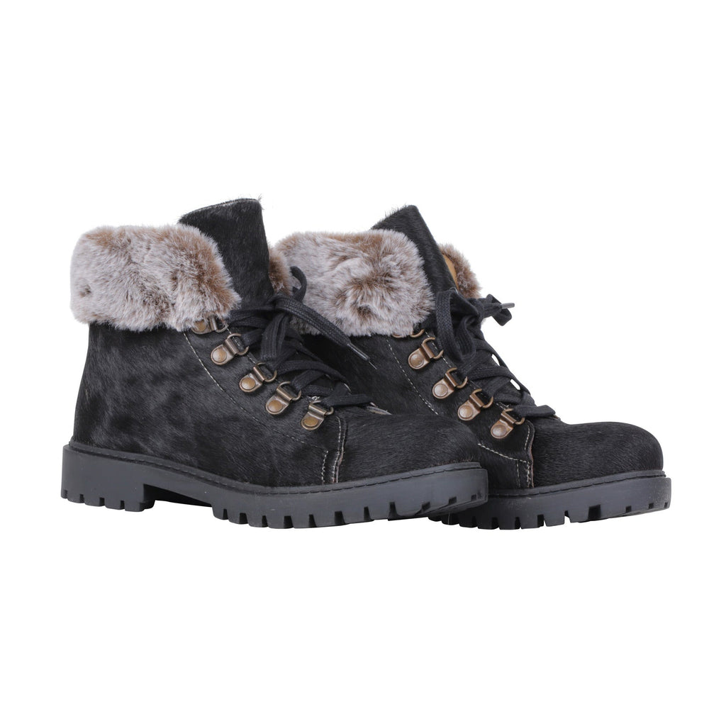 Turbulent Boots