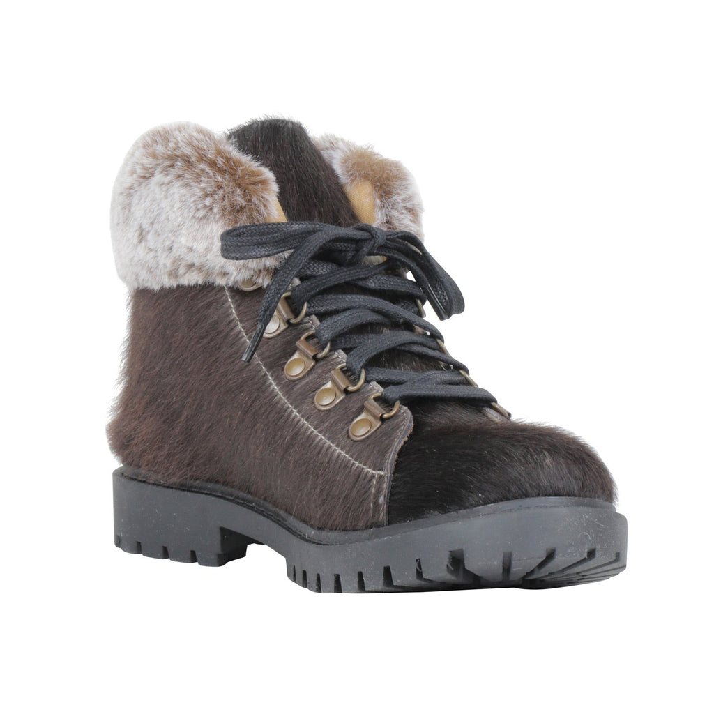 Turbulent Boots