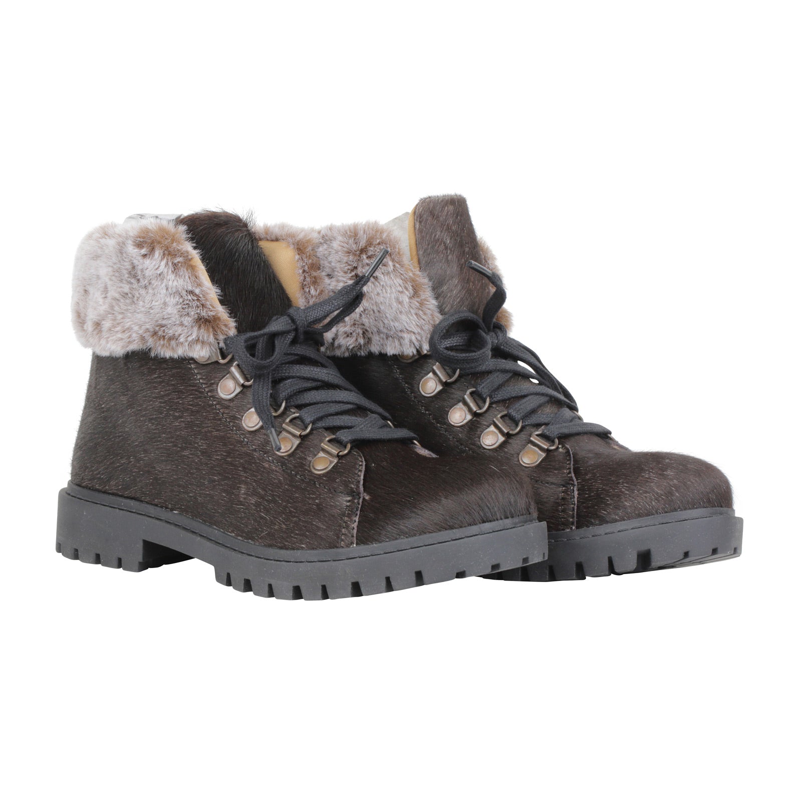 Turbulent Boots