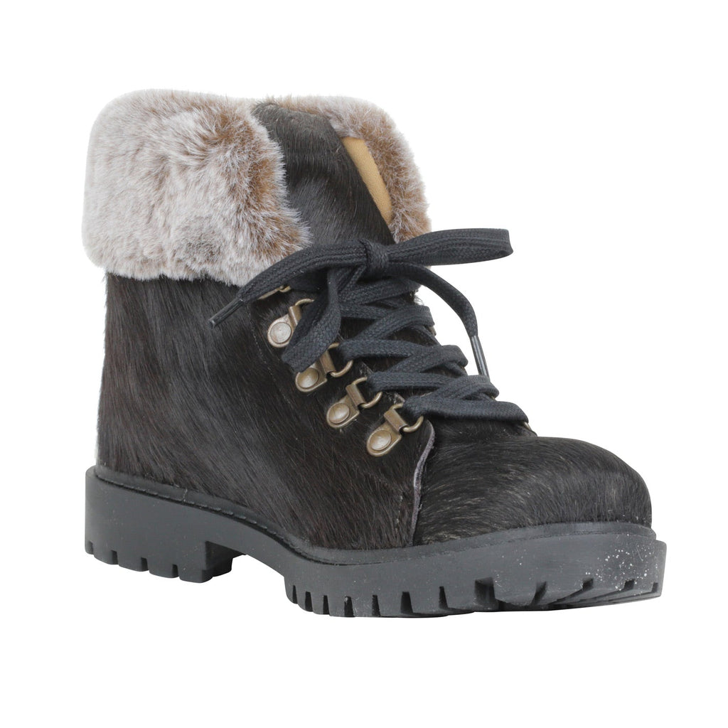 Turbulent Boots