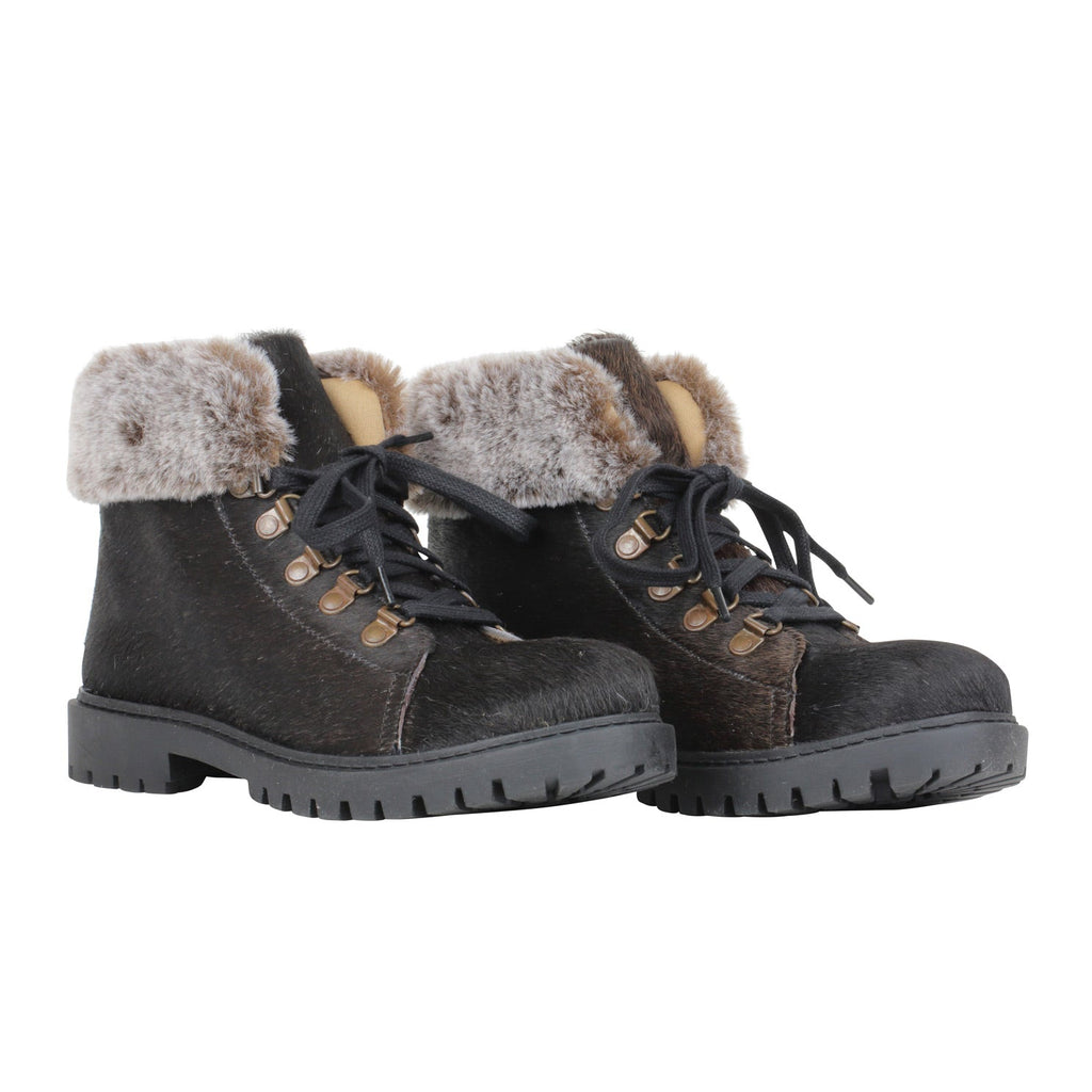 Turbulent Boots