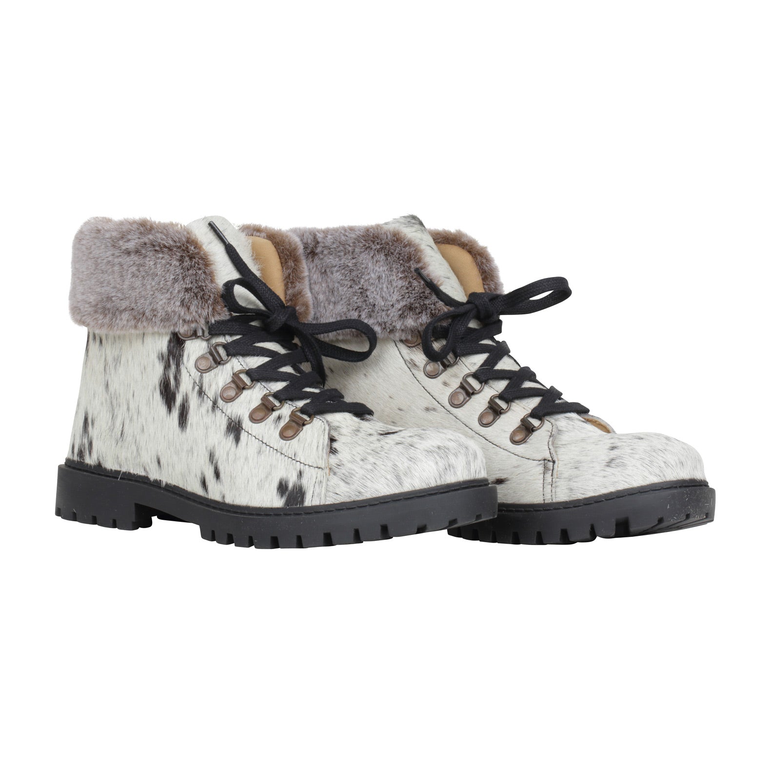 Turbulent Boots