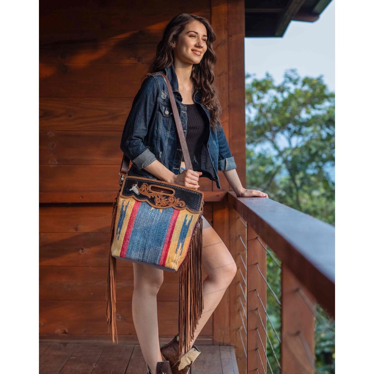 SAC EN CUIR REPOUSSÉ BLUE STREAM