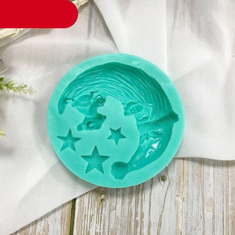 Moule en silicone en forme de lune de Père Noël pour fondant, avec étoile, pour dessert de Noël, chocolat, biscuit, sucre, outils de cuisson de gâteaux, moule en silicone pour gâteaux en forme de lune de Père Noël.