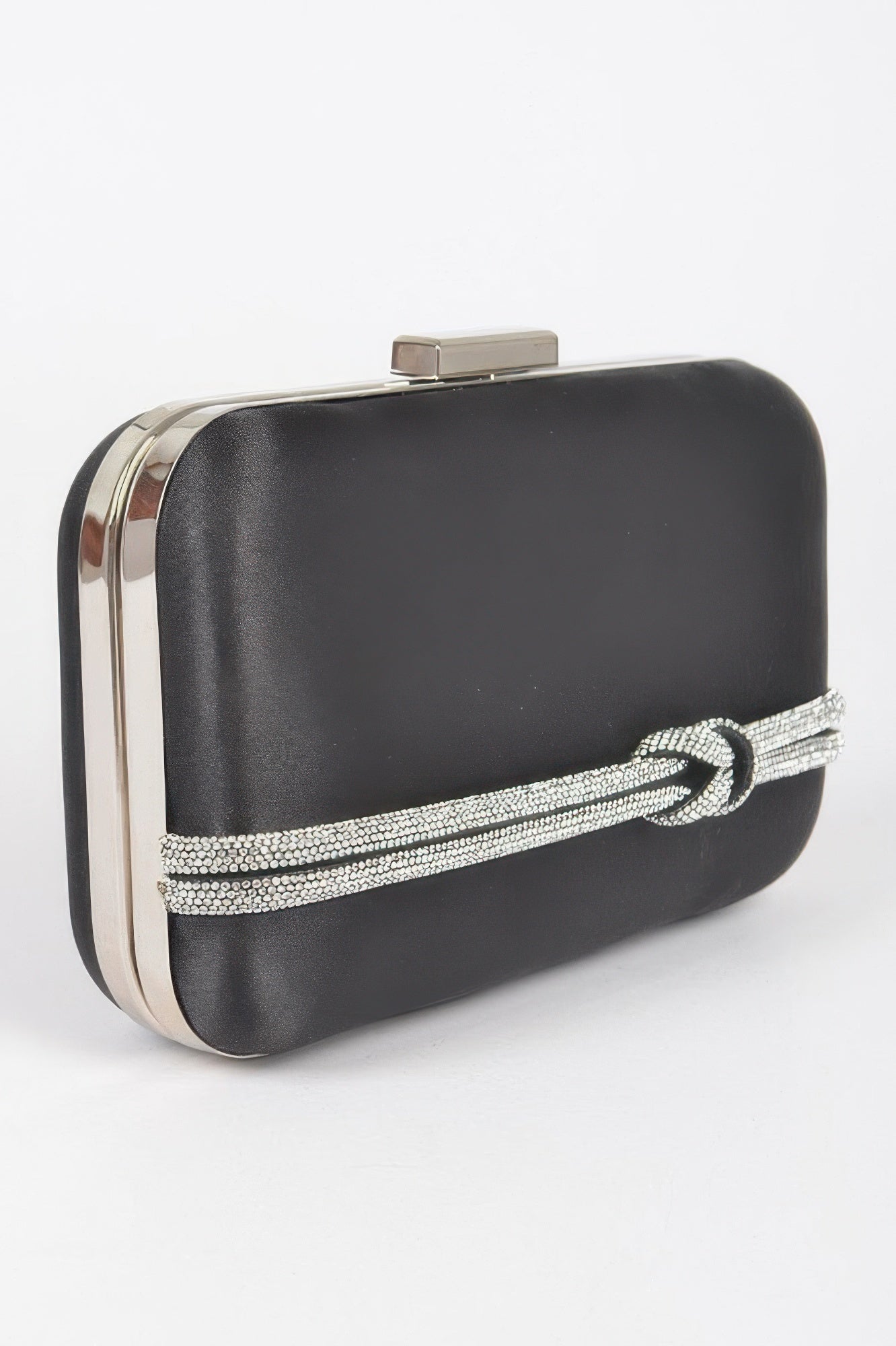 Pochette de soirée en satin