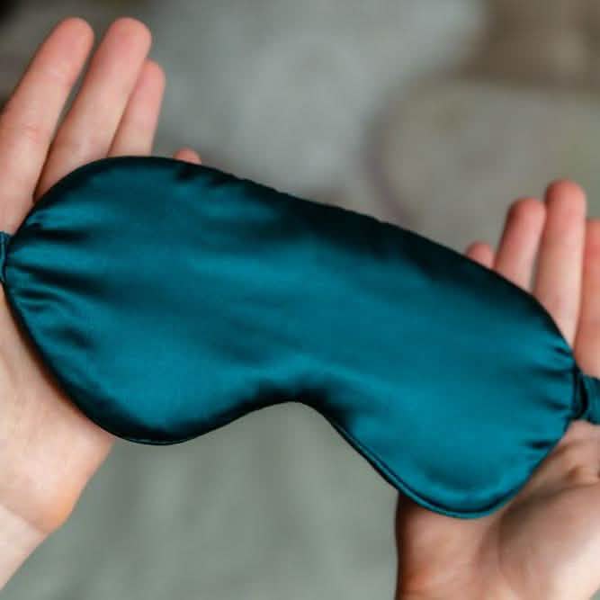 Masque de nuit en satin