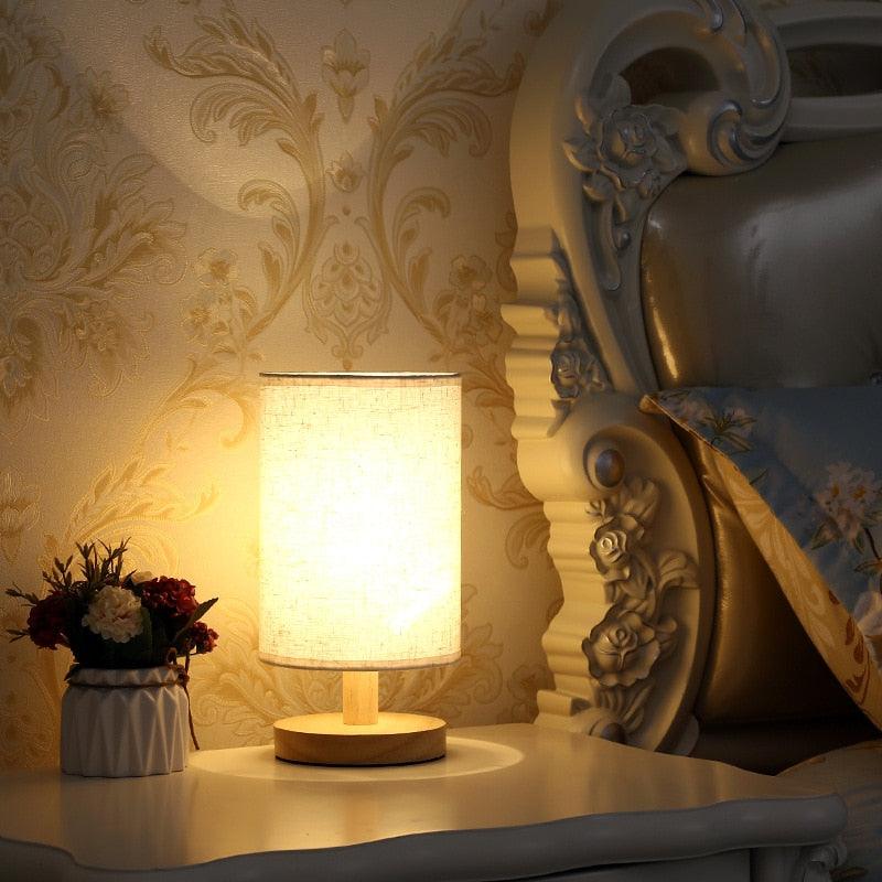 Lampe de table simple et moderne, lampe de chevet pour chambre à coucher et bureau, 5V-220V, intensité variable, en bois massif, cadeau d'anniversaire créatif, veilleuse, lampe de table décorative, jolies lampes de bureau pour la décoration de la chambre.