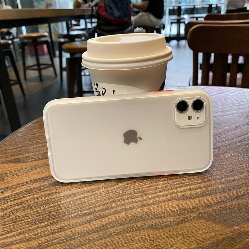 Coque de téléphone antichoc en silicone blanc simple avec appareil photo pour iPhone 13 Pro Max 14 Pro, housse de protection pour homme, coque arrière translucide moderne, étui pour téléphone portable compatible avec iPhone