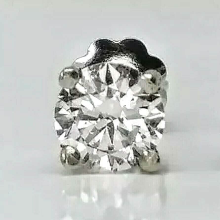 Puce d'oreille individuelle en véritable diamant de 0,40 carat, en or massif 14 carats. Wow.