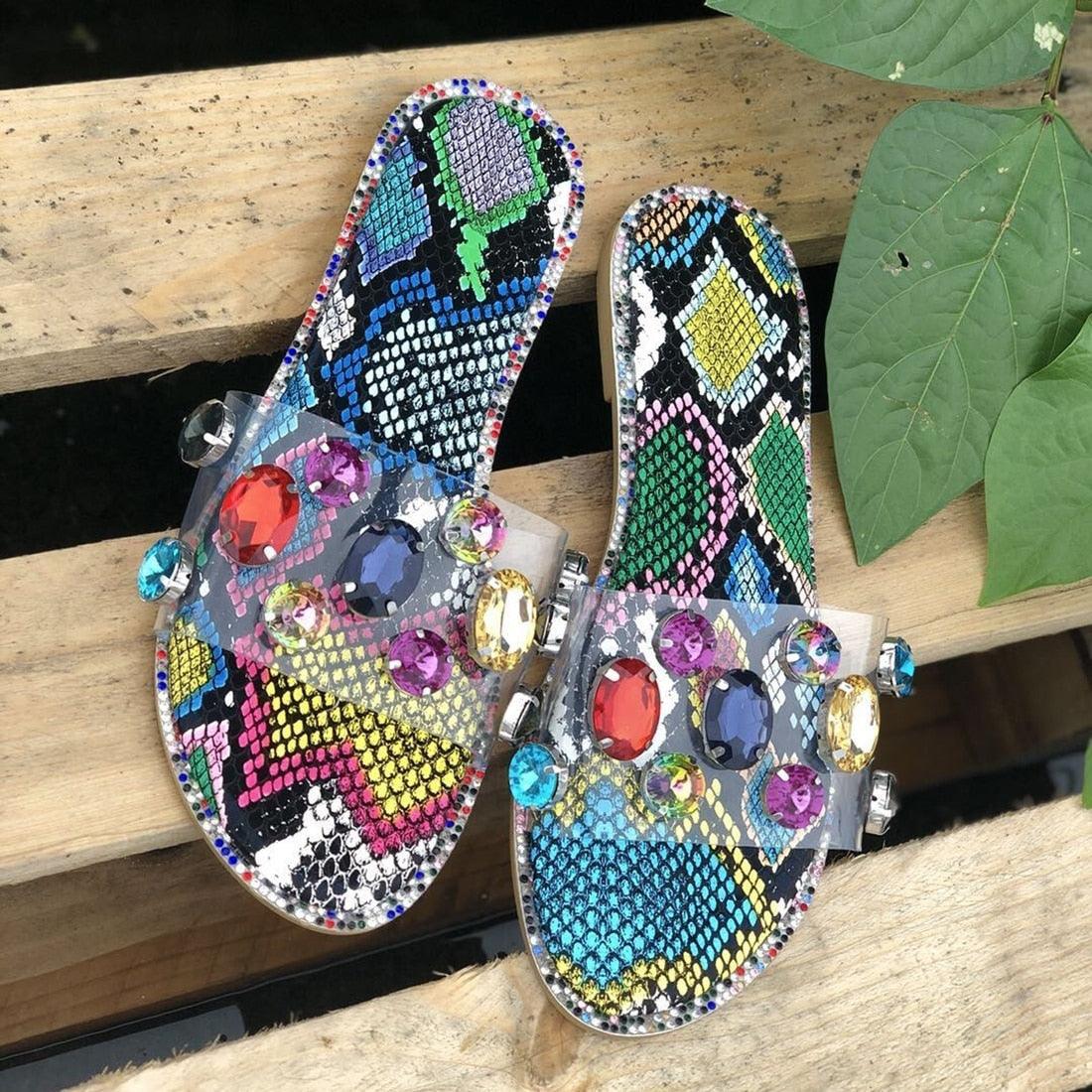 Sandales à enfiler pour femme, tongs, chaussures, mules, strass, sandales plates, diamants, bout ouvert, tongs plates avec strass transparents, tongs décontractées à enfiler pour soirée