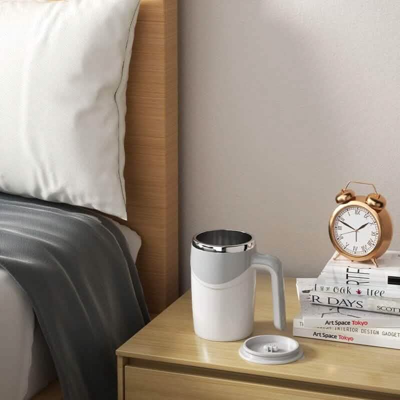 Mug électrique auto-mélangeur intelligent