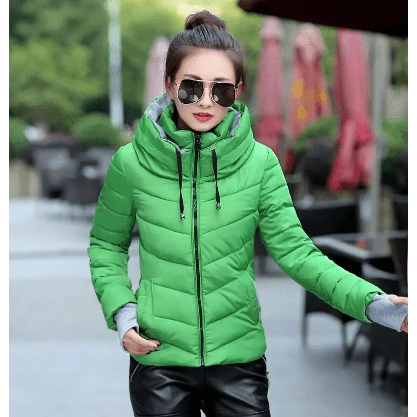 Veste d'hiver douce et confortable pour femme, courte, épaisse, coupe-vent, avec capuche, fermeture éclair, en coton matelassé, coupe ajustée, couleur unie, hauts basiques.
