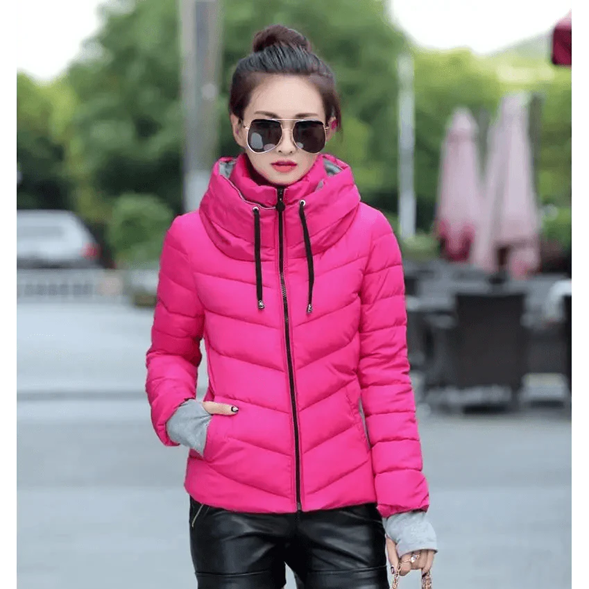Veste d'hiver douce et confortable pour femme, courte, épaisse, coupe-vent, avec capuche, fermeture éclair, en coton matelassé, coupe ajustée, couleur unie, hauts basiques.