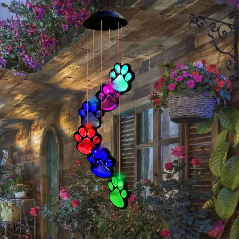 Carillon éolien solaire lumineux en forme de patte de chien
