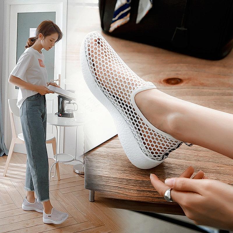 Chaussures de sport en maille respirante pour femmes Chaussures de sport tendance douces et confortables Chaussures de sport à enfiler tendance Semelle souple respirante Confortables Chaussures de course et de marche
