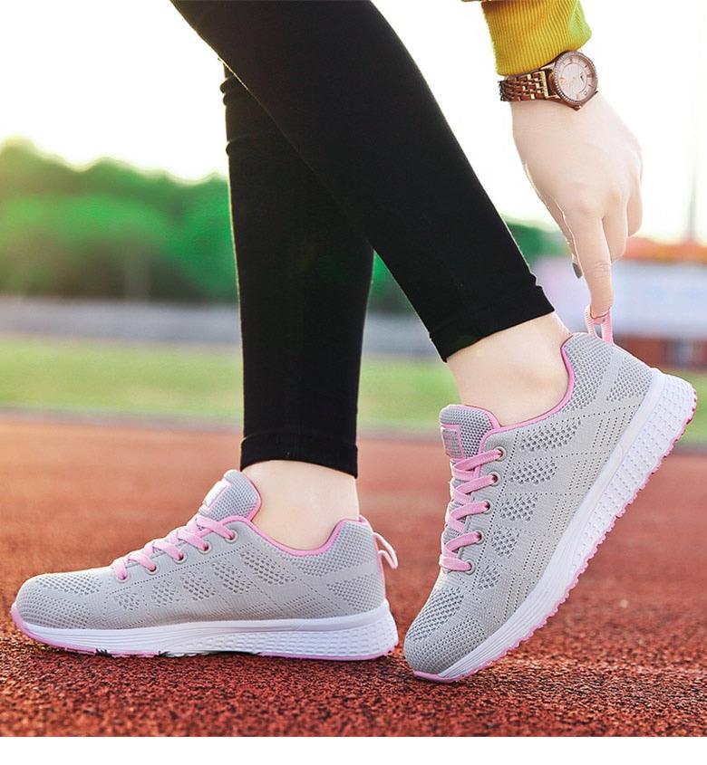 Chaussures décontractées de sport pour femme, à la mode, respirantes, en maille, plates, pour la gym, vulcanisées, pour la marche, légères, confortables et tendance.