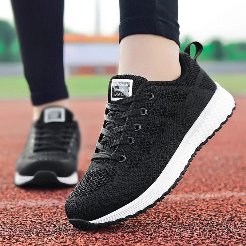 Chaussures décontractées de sport pour femme, à la mode, respirantes, en maille, plates, pour la gym, vulcanisées, pour la marche, légères, confortables et tendance.