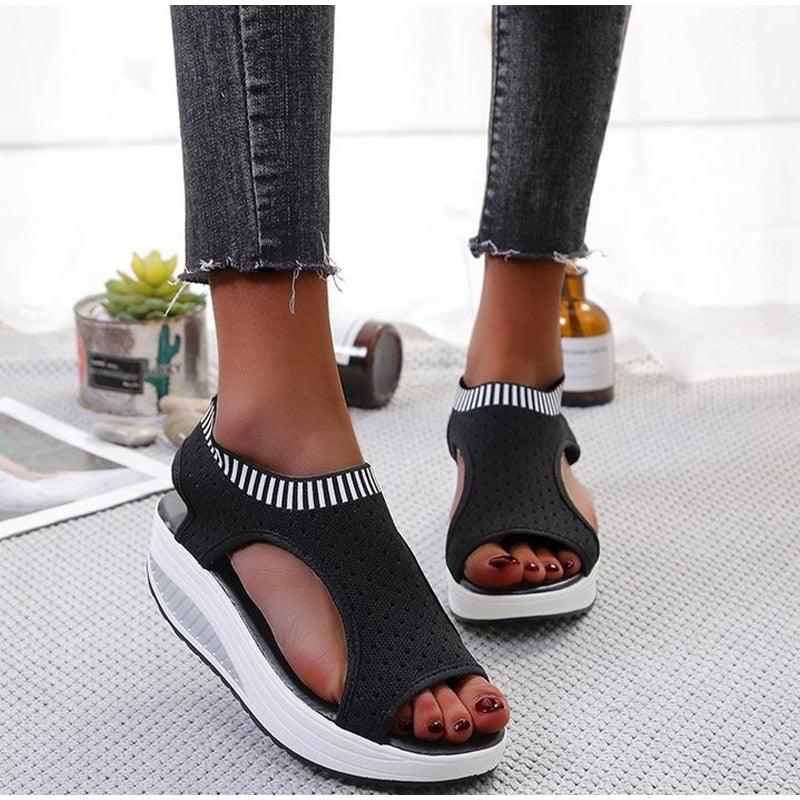 Chaussures confortables de sport pour femmes, sandales à plateforme estivales, chaussures décontractées pour femmes, sandales tricotées à bout ouvert, chaussures d'été pour femmes, baskets élégantes à enfiler.