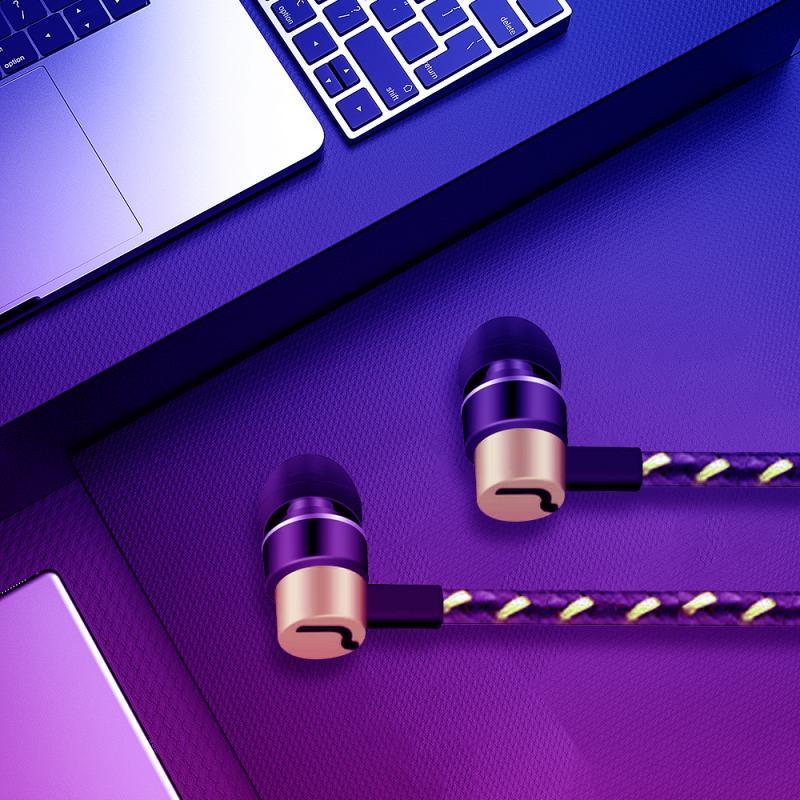 Écouteurs de sport filaires pour le gaming intra-auriculaires Moniteur Écouteurs avec micro Son stéréo Contrôle du volume Casque filaire 3,5 mm avec basses Écouteurs stéréo Écouteurs de musique Sport Gaming Casque avec micro Écouteurs simples
