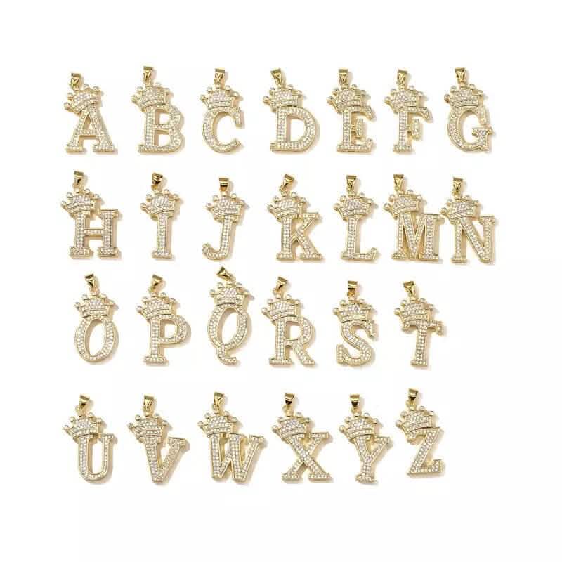 Collier Lettres A-Z Couronne Hip-Hop en Acier Inoxydable Plaqué Or pour Hommes et Femmes