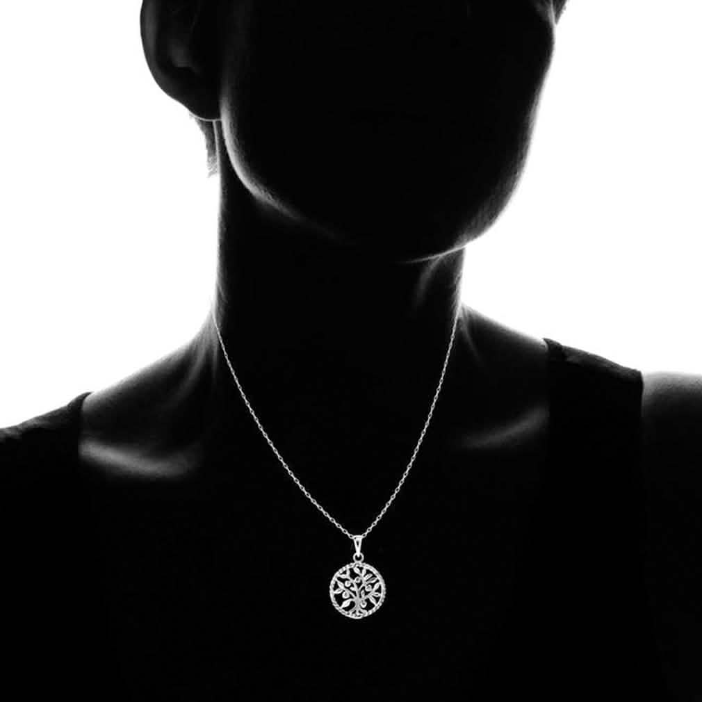 Collier en argent sterling avec pendentif arbre de vie rond