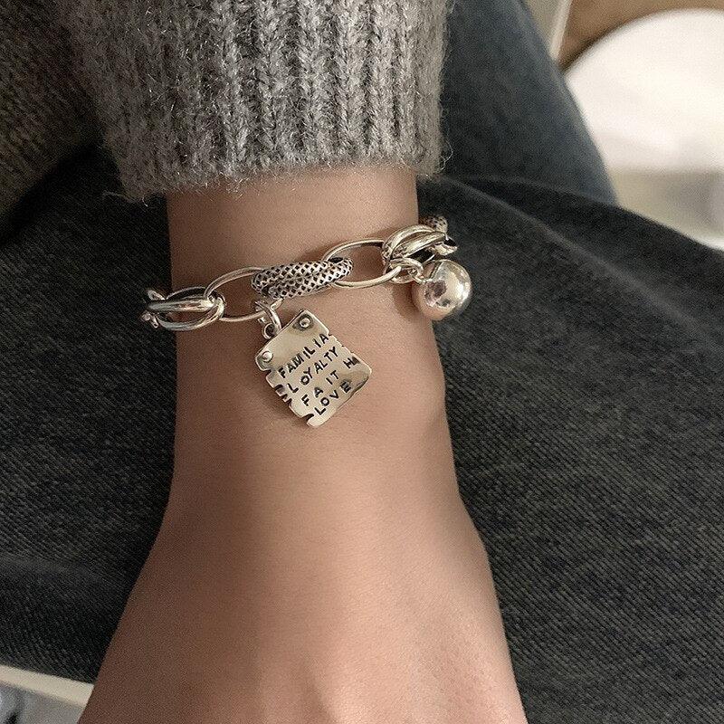 Bracelet en argent sterling cœur simple perles lettres carré mode design unique rétro couple cœur mignon pendentif chaîne bracelet réglable multi-rangs maillons métalliques pour femmes filles