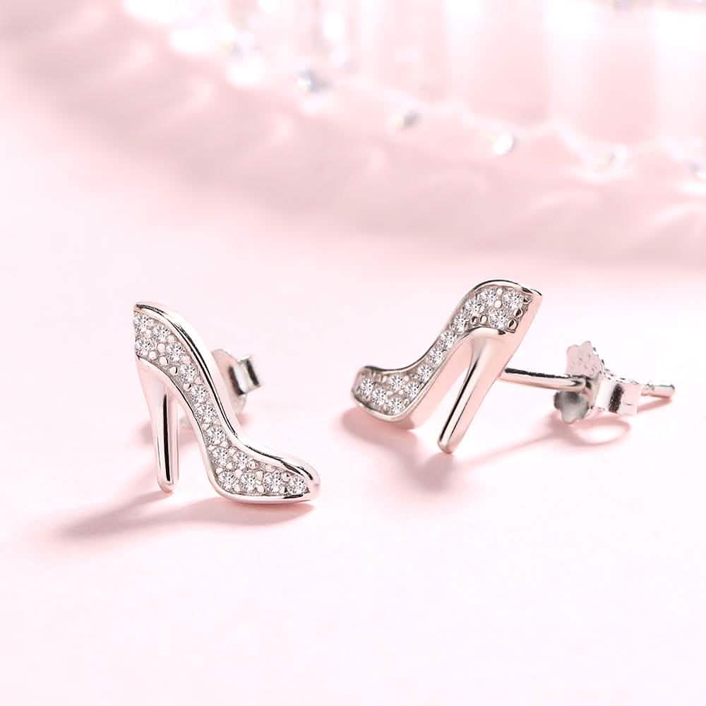 Boucles d'oreilles clous stilettos en argent sterling avec cristaux Swarovski