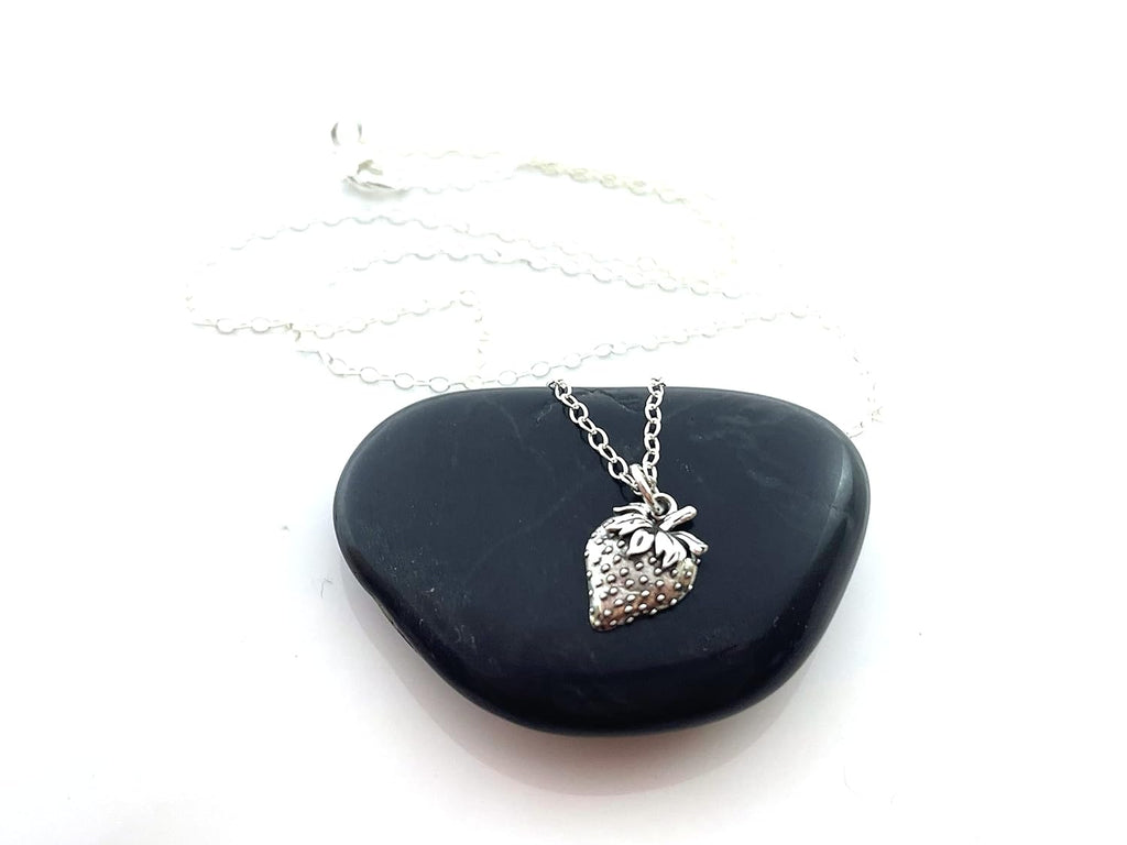 Collier en argent sterling avec pendentif fraise