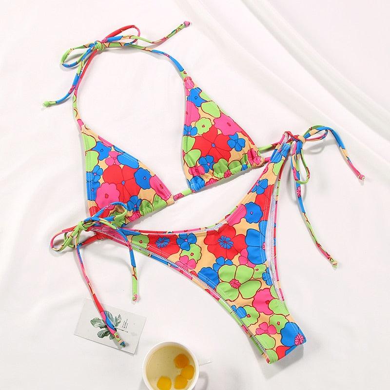 Maillot de Bain Bikini Floral String Maillot de Bain Femme Taille Haute Bikini Set Vêtement de Plage Femme Maillot de Bain Imprimé Floral Nœud String Bikini Triangle Attache Côtés Coupe Haute Bikini Effronté
