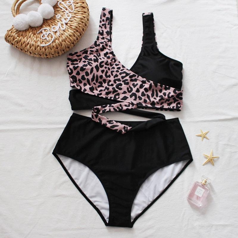 Maillot de bain deux pièces grande taille à rayures pour femmes Maillot de bain taille haute deux pièces grande taille pour femmes Maillot de bain taille haute Maillot de bain taille haute épaules dénudées Maillot de bain échancré