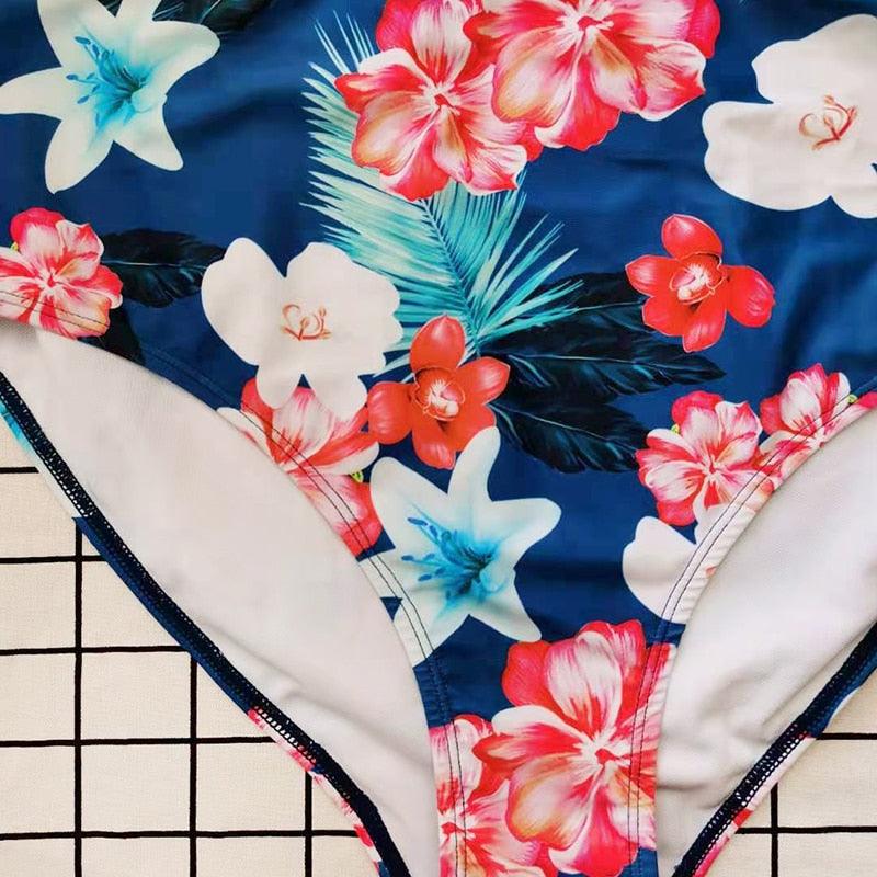 Maillot de bain deux pièces grande taille à rayures pour femmes Maillot de bain taille haute deux pièces grande taille pour femmes Maillot de bain taille haute Maillot de bain taille haute épaules dénudées Maillot de bain échancré