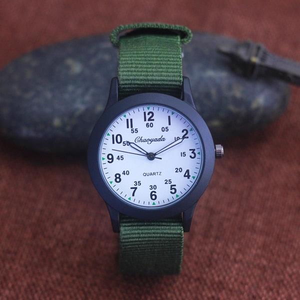 Montres Quartz Enfant Montres Filles Étanches Cadeaux Horloge Enfants Toile Montres Mode Montres Foncées Pour Hommes Imperméable Montre-bracelet Homme Sport Extérieur De Terrain Avec Bracelet En Nylon