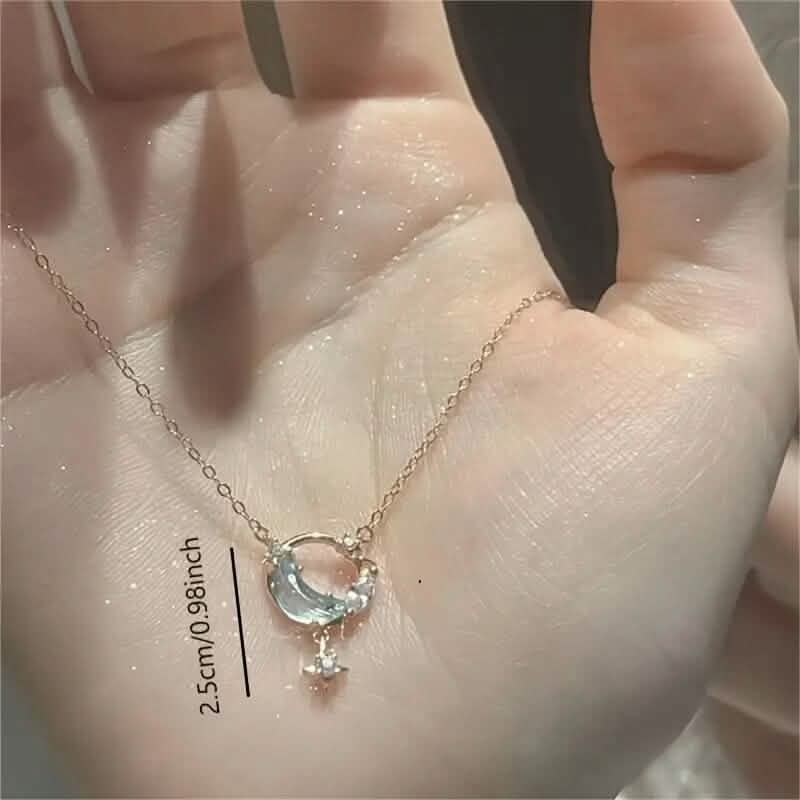 Superbe collier pendentif pierre de naissance lune et étoile