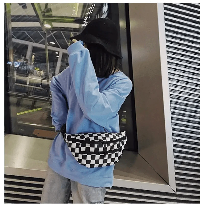 Sac banane élégant et à la mode pour femme, idéal pour les festivals, les voyages, motif à carreaux noirs et blancs