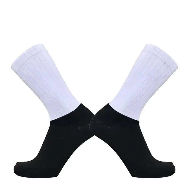 Chaussettes de Cyclisme Estivales Élégantes Respirantes pour Hommes, Antidérapantes, Sans Couture, Chaussettes de Sport Modernes pour Hommes, Chaussettes de Course et de Sport