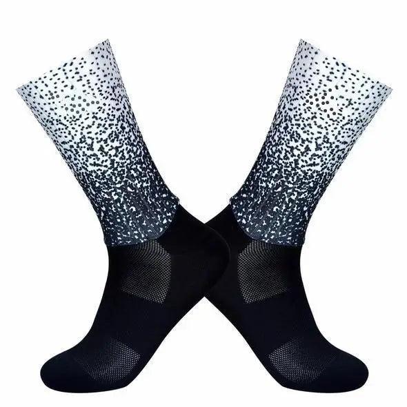 Chaussettes de Cyclisme Estivales Élégantes Respirantes pour Hommes, Antidérapantes, Sans Couture, Chaussettes de Sport Modernes pour Hommes, Chaussettes de Course et de Sport