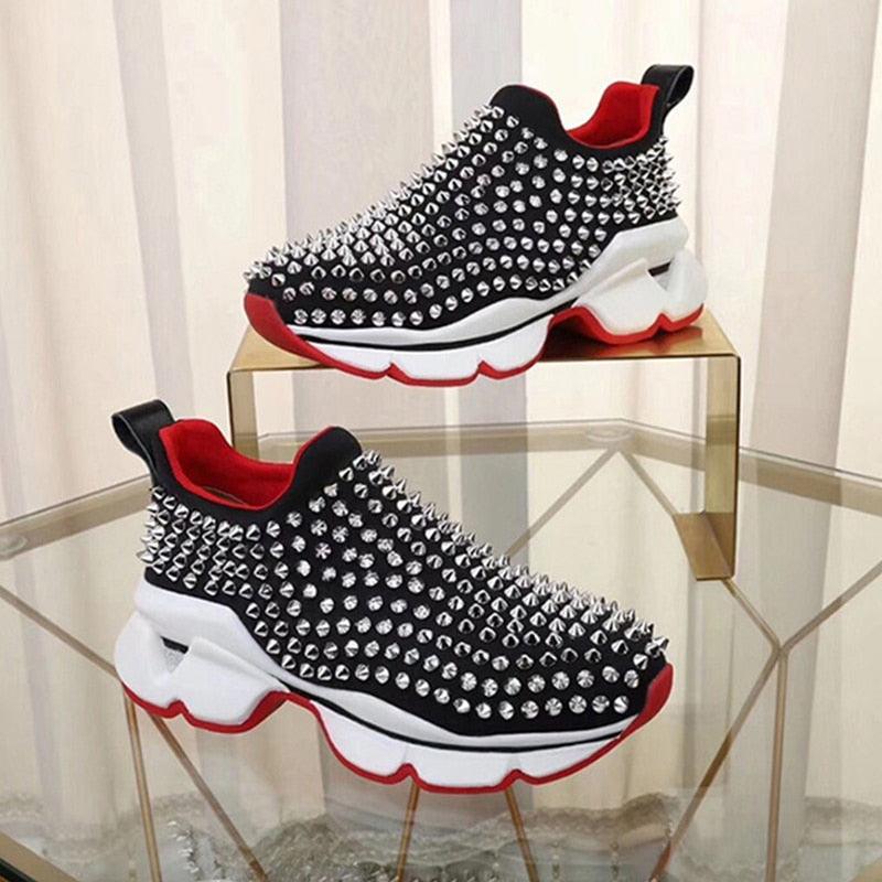 Baskets élégantes pour femmes avec antidérapant Confortables Sport Été Nouveau Mesh Respirant Plateforme Augmentée Chaussures de mode Baskets de course pour femmes