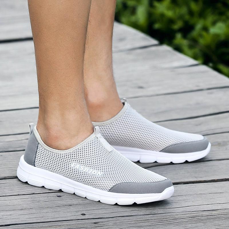 Chaussures de sport d'été respirantes et confortables pour hommes, baskets de marche, chaussures de sport de plein air pour hommes, baskets de course ultra légères et respirantes, chaussures de marche antidérapantes, baskets de sport à la mode
