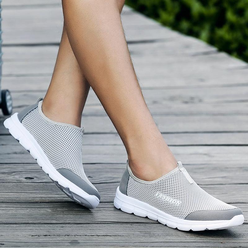 Chaussures de sport d'été respirantes et confortables pour hommes, baskets de marche, chaussures de sport de plein air pour hommes, baskets de course ultra légères et respirantes, chaussures de marche antidérapantes, baskets de sport à la mode